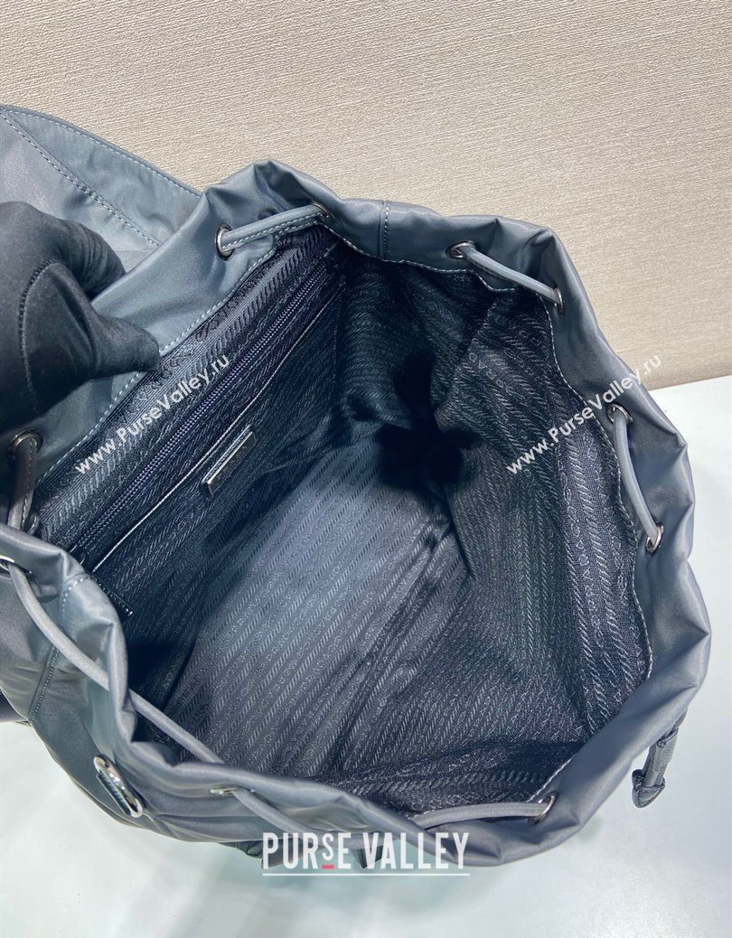 Prada Mens Re-Nylon backpack bag Grey 2025 2VZ110 (YZ-251122025)