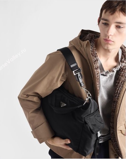 Prada Mens Explore Re-Nylon and leather bag Black 2025 2VH204 (YZ-251122030)
