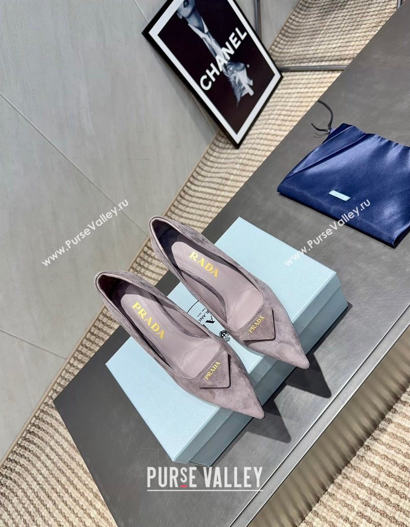 Prada Suede Heel Pumps 8.5cm Grey 2025 1I901M 1205 (MD-251205013)