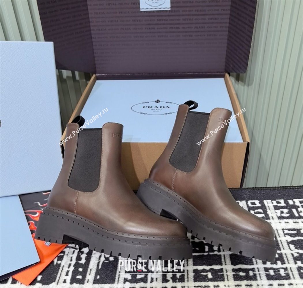 Prada Double Chocolate Calf Leather Chelsea Boots 5cm Dark Brown 2025 1T744N (MD-251206040)