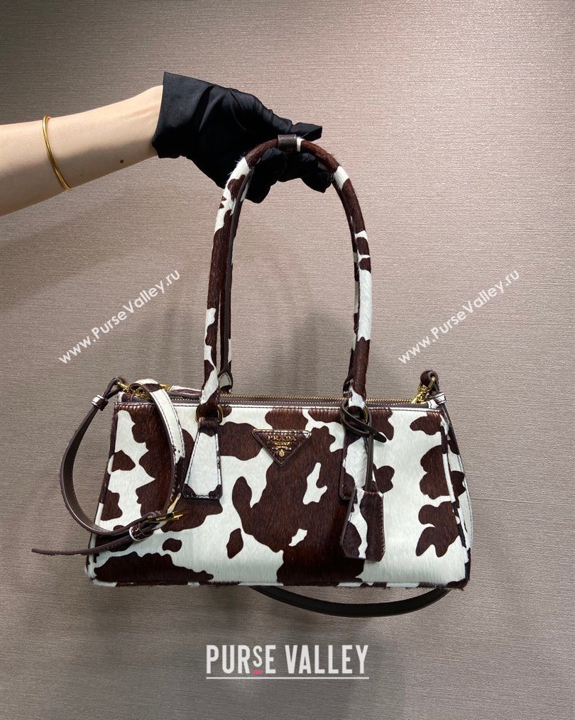 Prada Galleria medium printed pony hair bag White/Dark Brown 2026 1BA457 (YZ-260123017)