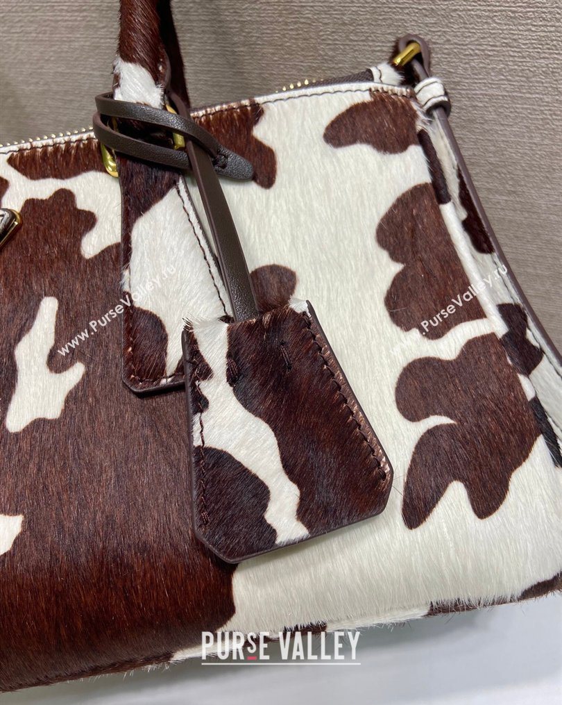 Prada Galleria medium printed pony hair bag White/Dark Brown 2026 1BA457 (YZ-260123017)