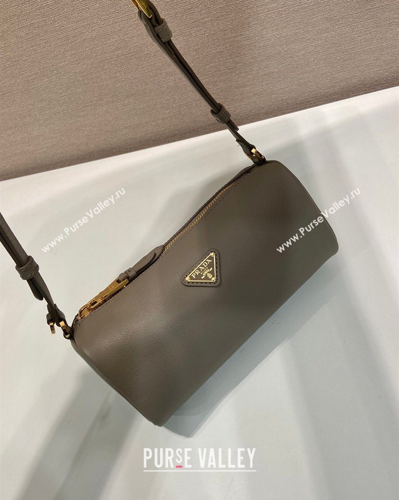 Prada Leather pouch bag Grey 2026 1BC239 (YZ-260123044)
