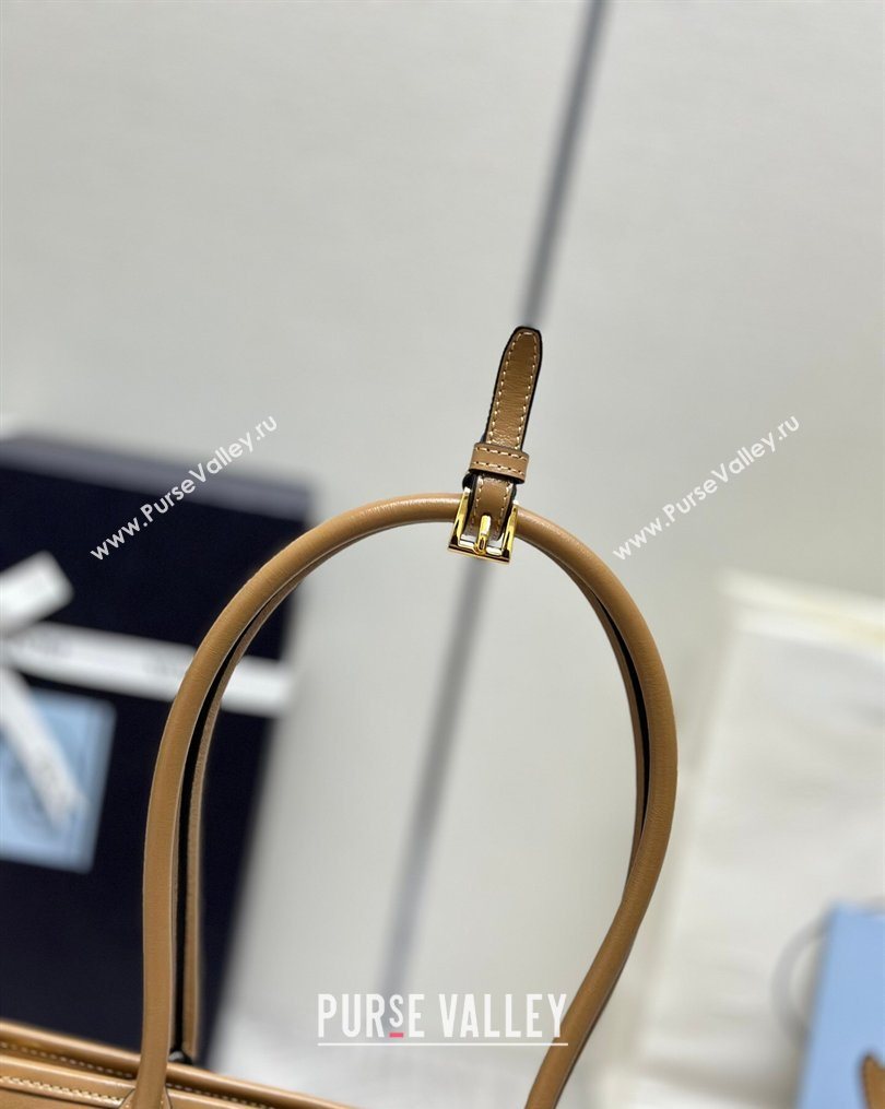 Prada Bonnie medium leather handbag Caramel 2025 1BA426 (YZ-260123007)