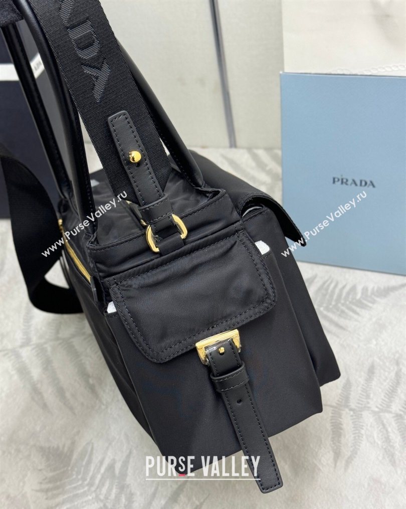 Prada Explore medium nylon tote bag Black 2025 1BG596 (YZ-260123067)