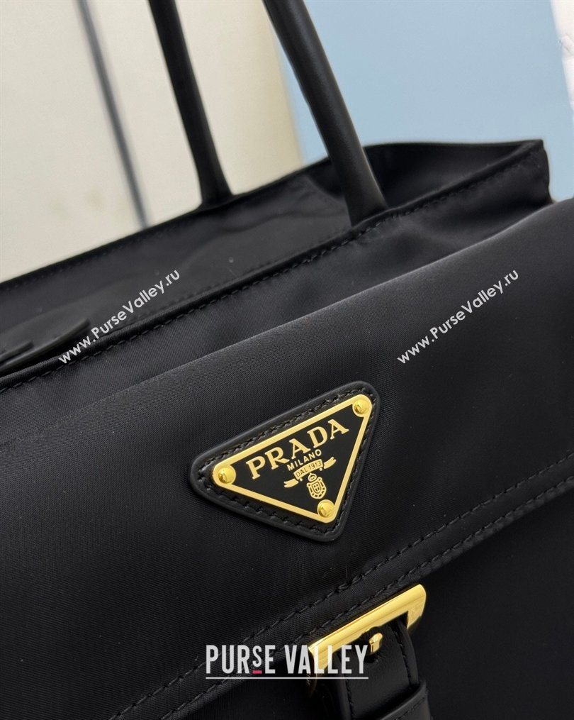 Prada Explore medium nylon tote bag Black 2025 1BG596 (YZ-260123067)