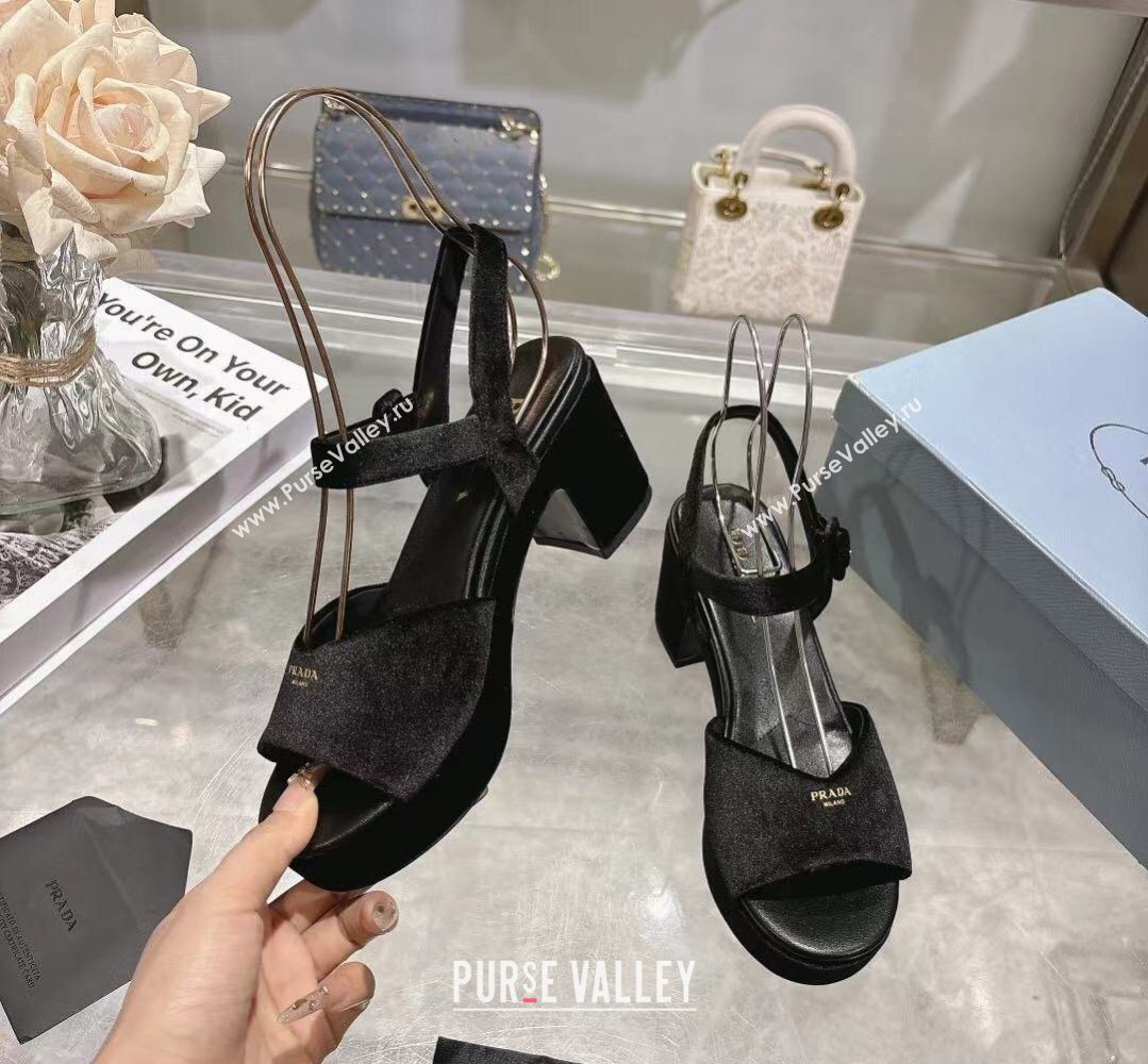 Prada Padded Velvet Platform Sandals 7.5cm Black 2026 1XZ786 (MD-260228020)