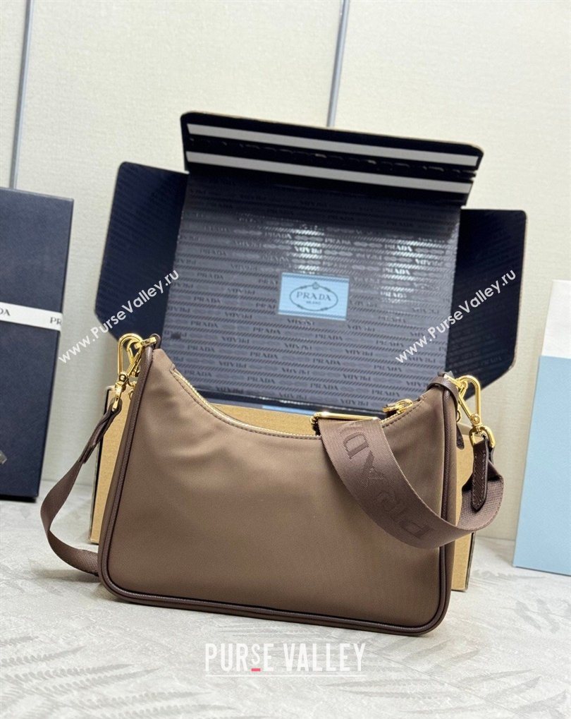 Prada Re-Edition 2005 Re-Nylon Bag 1BH204 Burnt Brown 2026 (YZ-260410096)