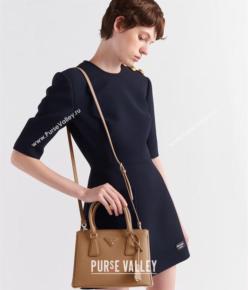 Prada Galleria small Saffiano leather bag Burgundy 2026 1BA896 (YZ-260410117)