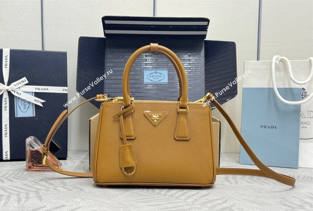 Prada Galleria small Saffiano leather bag Caramel Brown 2026 1BA896 (YZ-260410116)