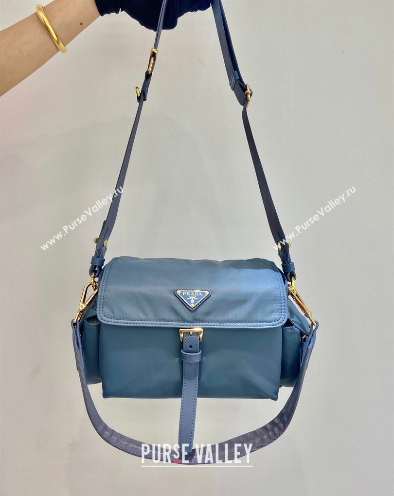 Prada Explore medium Re-Nylon shoulder bag with flap Blue 2026 1BD394 (YZ-260410128)