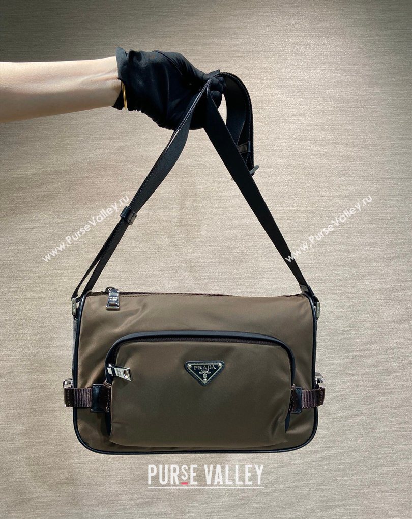 Prada Mens Medium Re-Nylon and Saffiano leather shoulder bag Brown 2026 2VH192 (YZ-260410132)