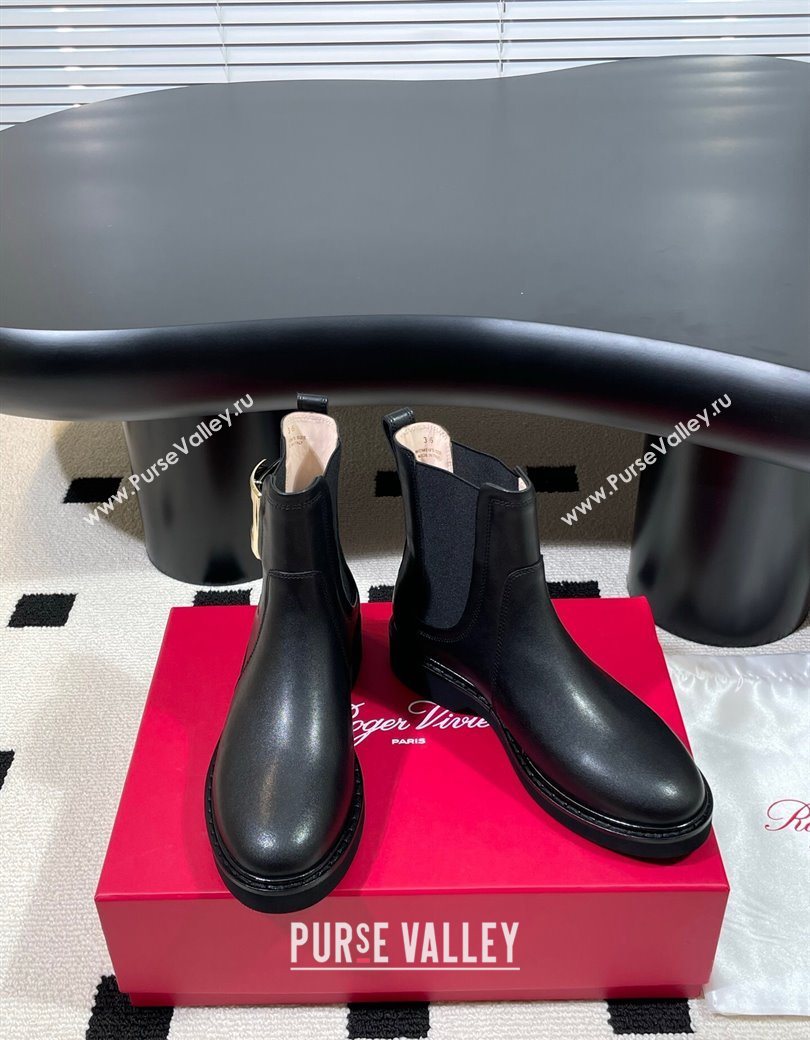 Roger Vivier Viv Rangers Flat Chelsea Booties in Calfskin Leather with Metal Buckle Black 2025 RV121205 (KL-251212041)