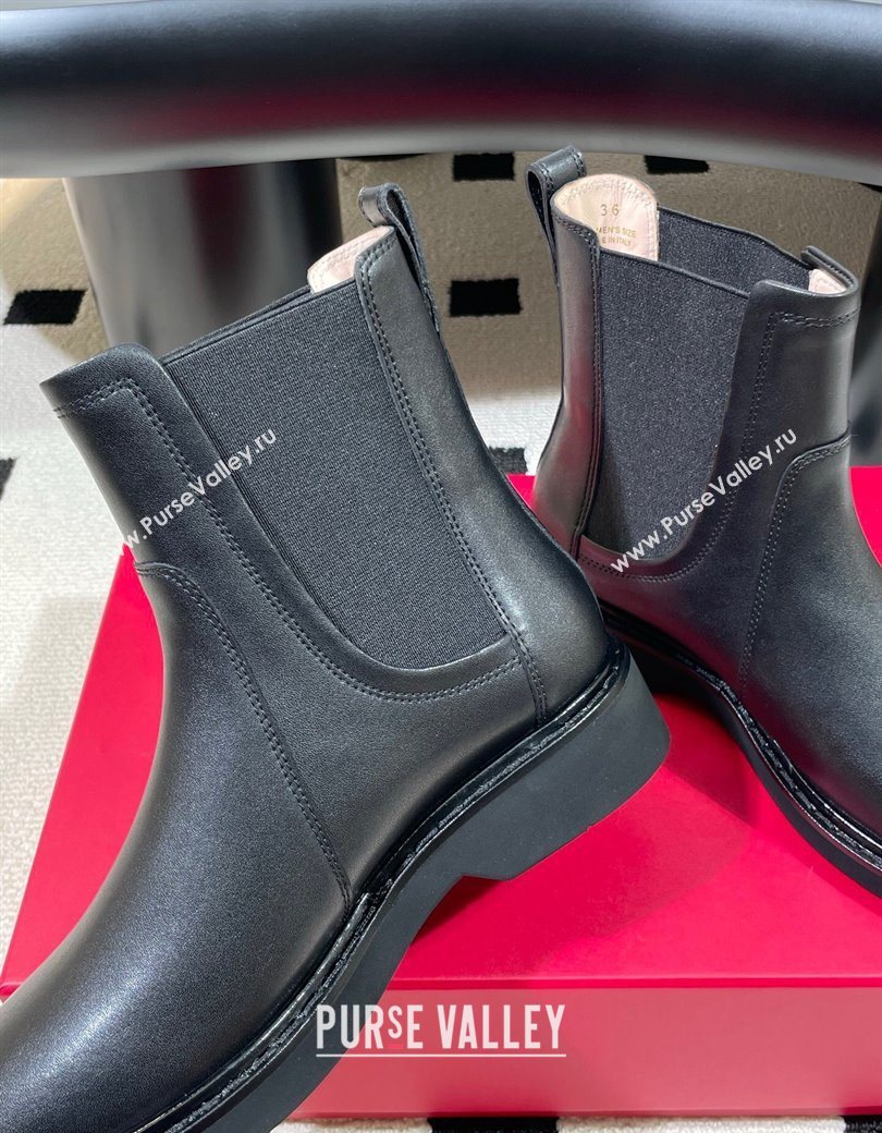 Roger Vivier Viv Rangers Flat Chelsea Booties in Calfskin Leather with Metal Buckle Black 2025 RV121205 (KL-251212041)