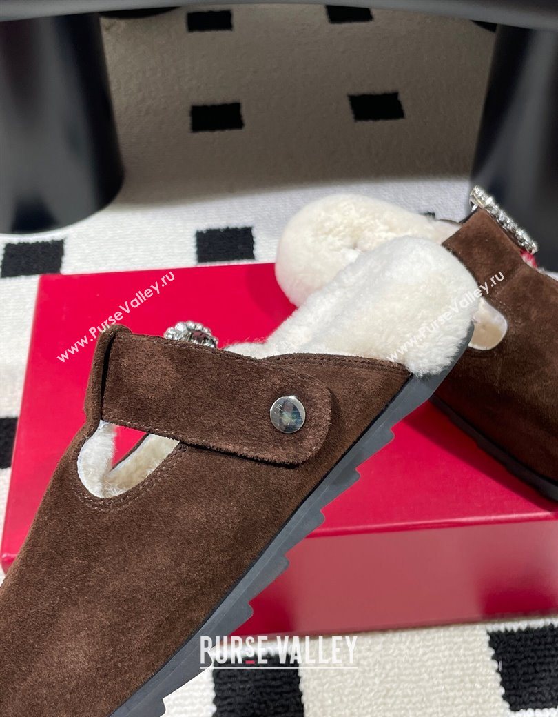Roger Vivier Slidy Viv Flat Mules in Brown Suede and Wool with Strass Buckle 2025 RV121210 (KL-251212057)