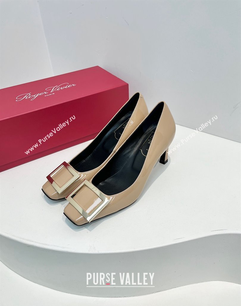 Roger Vivier Trompette Metal Buckle Pumps 7cm in Patent Leather Beige 2024 0611 (KL-240611141)