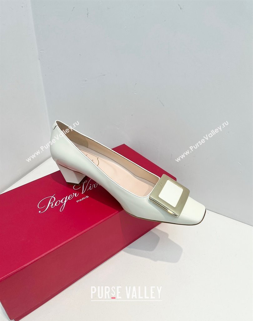 Roger Vivier Belle Vivier Metal Buckle Pumps 4.5cm in Patent Leather White 2024 0611 (KL-240611156)