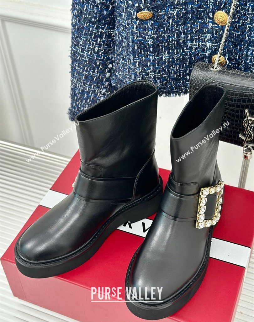 Roger Vivier Viv Rangers Ankle Biker Booties in Black Leather with Strass Buckle 2024 (MD-241010087)