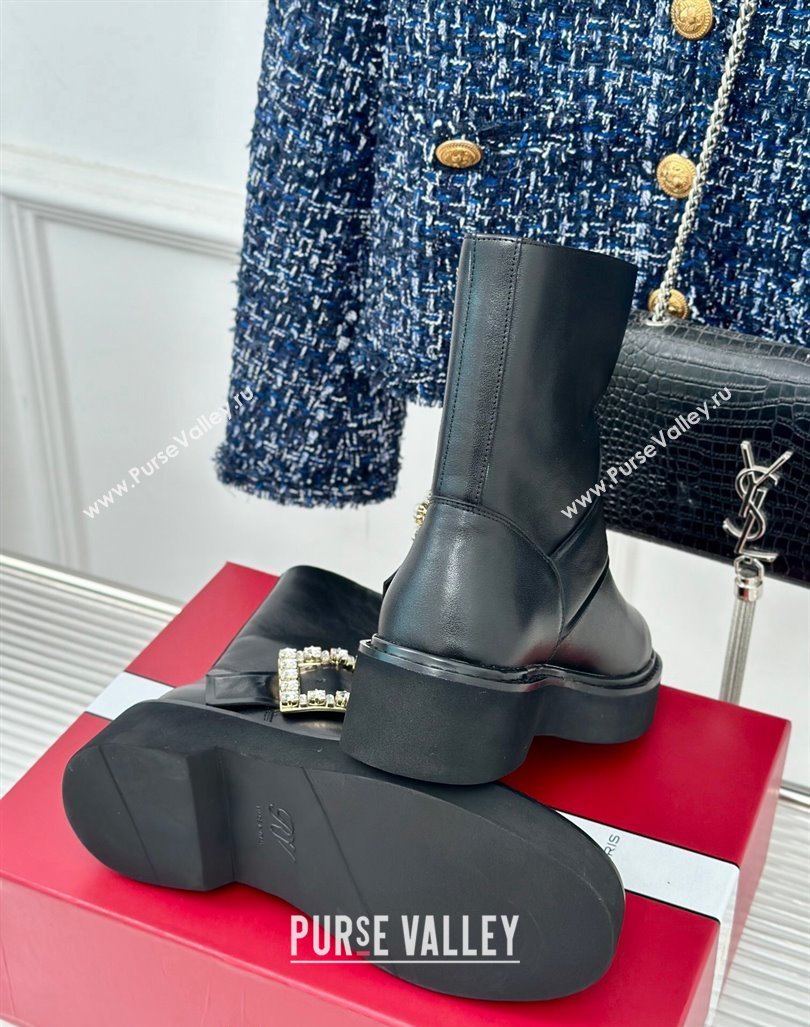 Roger Vivier Viv Rangers Ankle Biker Booties in Black Leather with Strass Buckle 2024 (MD-241010087)