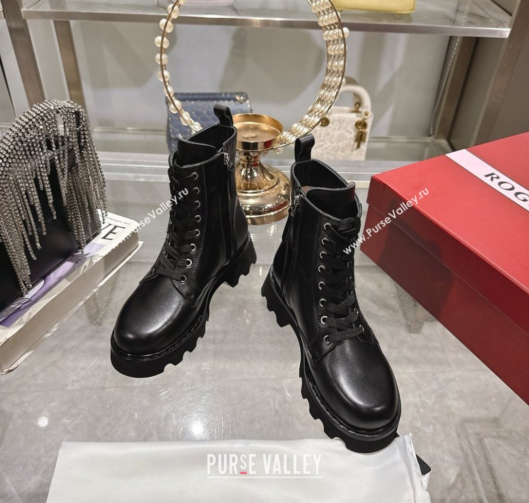 Roger Vivier Viv Rangers Truck Ankle Boots 5cm in Calfskin Leather with Metal Buckle Black/Silver 2025 (MD-251212035)