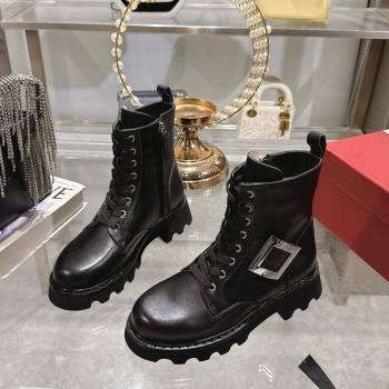 Roger Vivier Viv Rangers Truck Ankle Boots 5cm in Calfskin Leather with Metal Buckle Black/Silver 2025 (MD-251212035)