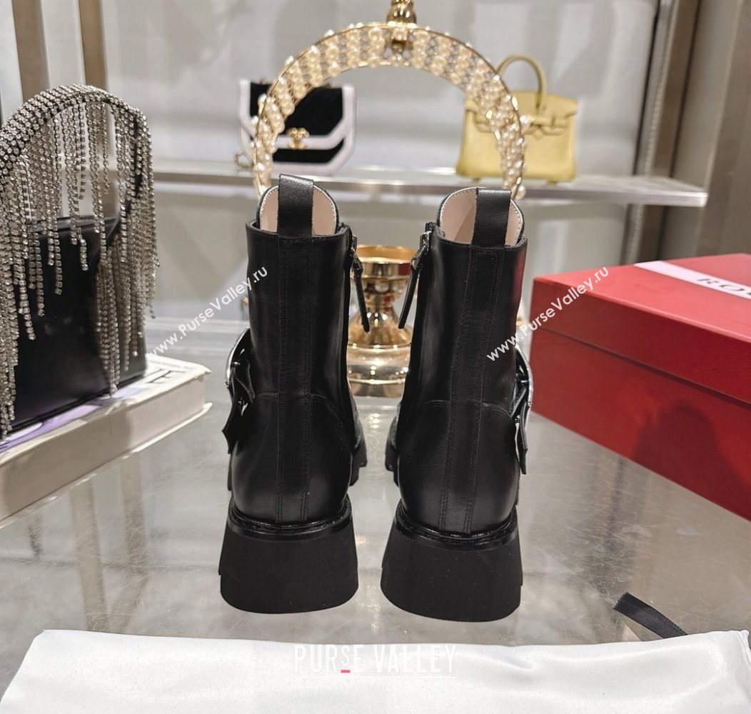 Roger Vivier Viv Rangers Truck Ankle Boots 5cm in Calfskin Leather with Metal Buckle Black/Silver 2025 (MD-251212035)