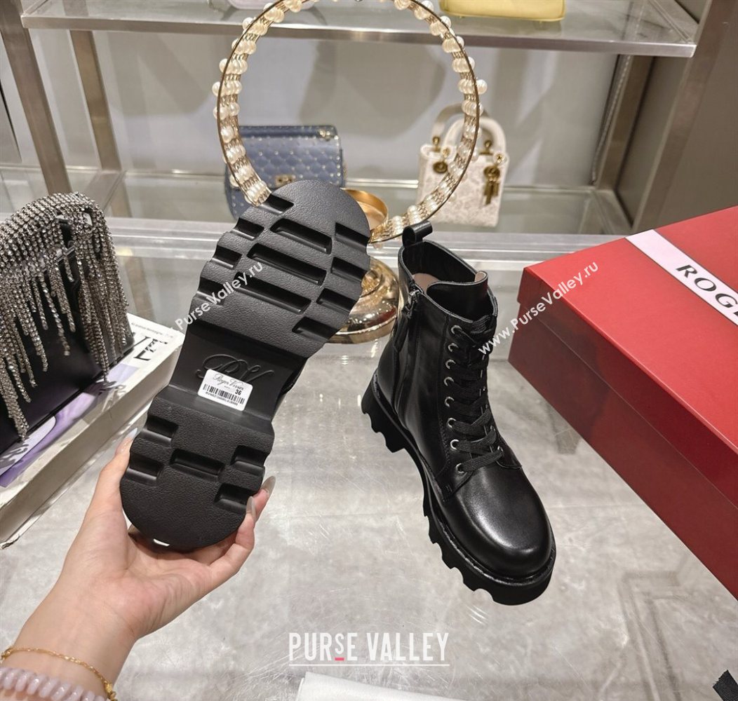 Roger Vivier Viv Rangers Truck Ankle Boots 5cm in Calfskin Leather with Metal Buckle Black/Silver 2025 (MD-251212035)