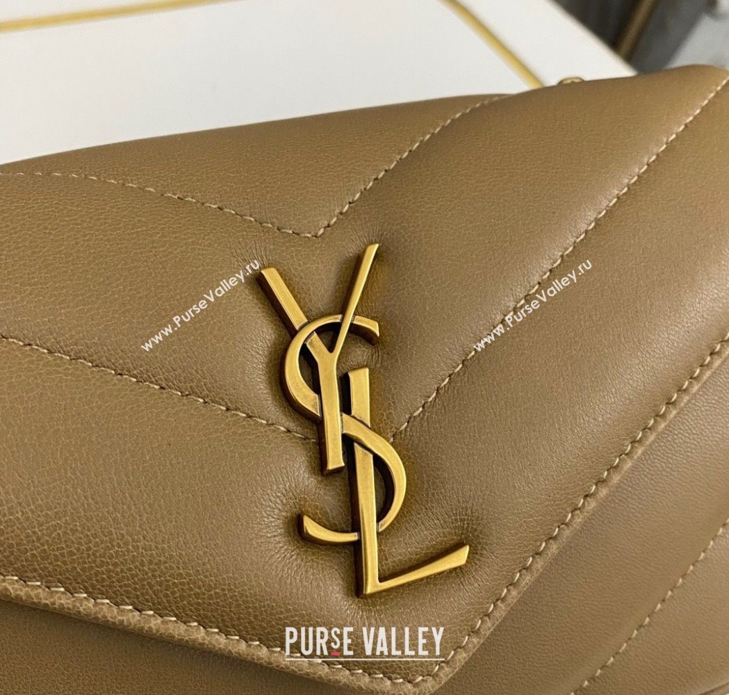 Saint Laurent Loulou Mini Bag in Matelasse Lambskin Beige 2025 821749 (nana-250206028)