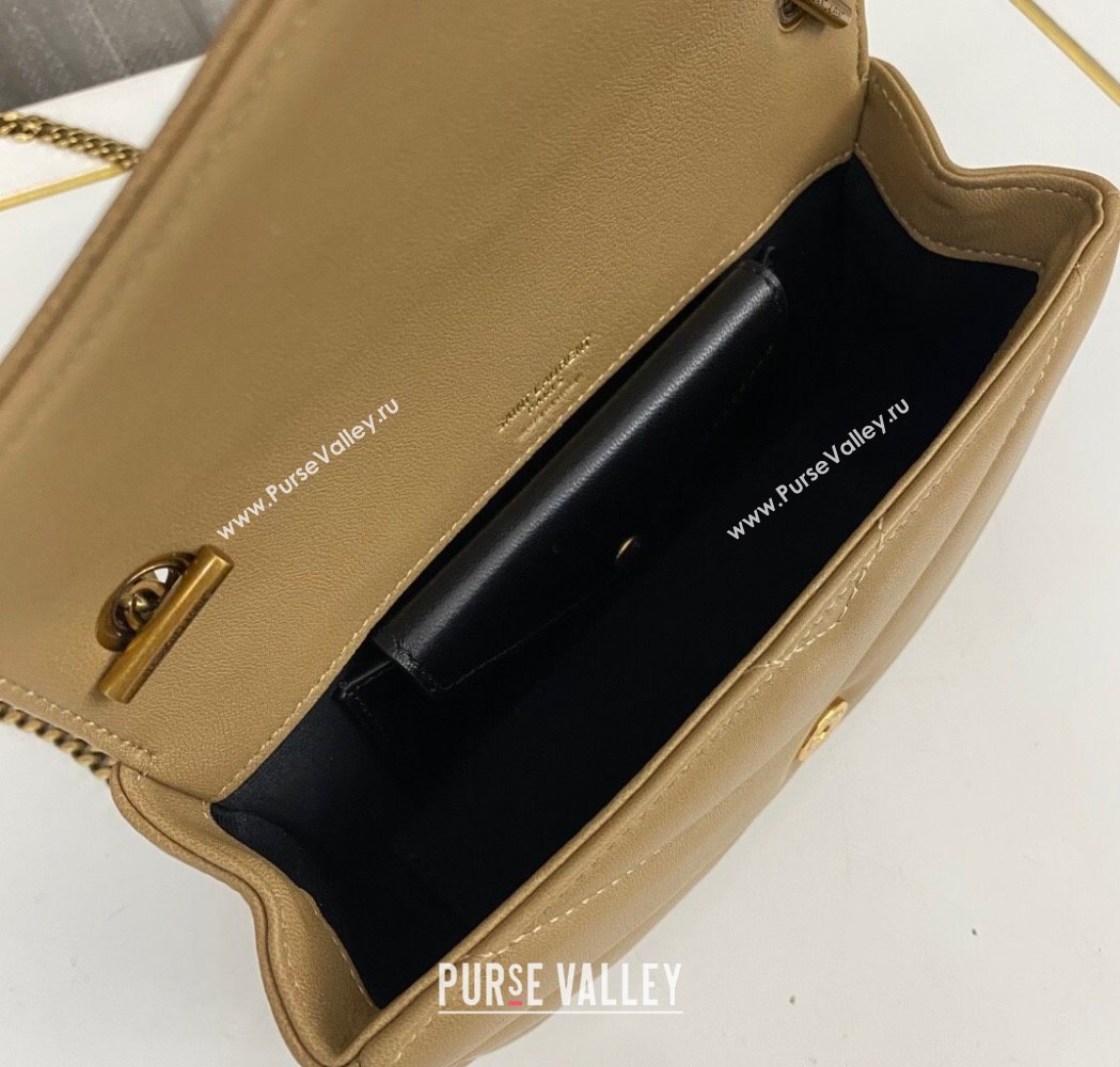 Saint Laurent Loulou Mini Bag in Matelasse Lambskin Beige 2025 821749 (nana-250206028)