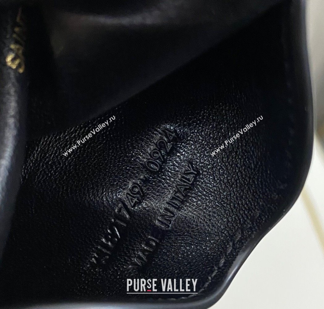 Saint Laurent Loulou Mini Bag in Matelasse Lambskin Beige 2025 821749 (nana-250206028)