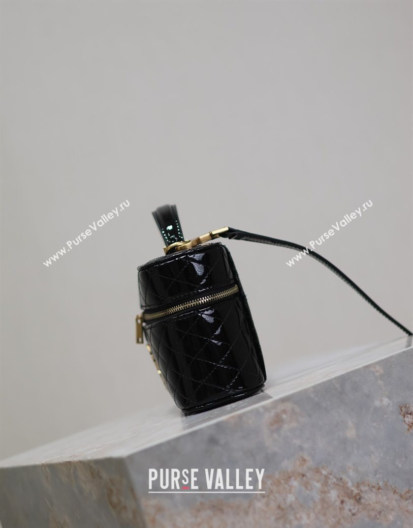 Saint Laurent Gaby Vanity Bag in Patent Quilted Lambskin Black 2025 766731 (YY-250802034)