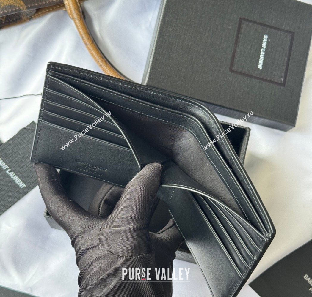 Saint Laurent Mens Tiny Cassandre Eastwest Wallet in Crocodile Embossed Leather All Black 2026 607727 (YY-260119096)