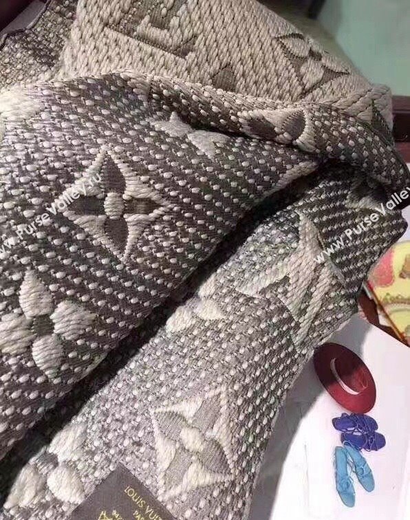 Louis Vuitton Logomania Wool Long Scarf with Fringe 30x168cm Grey 2024 M74742 (wtz-240110001)