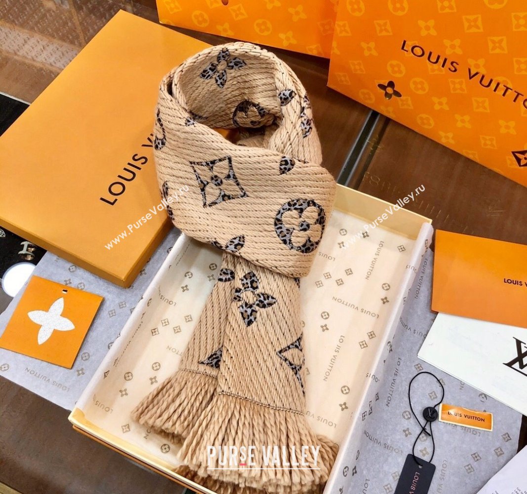 Louis Vuitton Monogram Giant Jungle Logomania Wool Long Scarf with Fringe 39.5x176cm Beige 2024 (wtz-240110007)