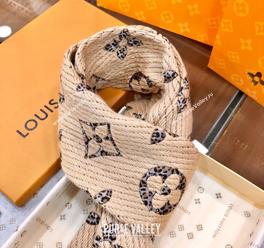 Louis Vuitton Monogram Giant Jungle Logomania Wool Long Scarf with Fringe 39.5x176cm Beige 2024 (wtz-240110007)