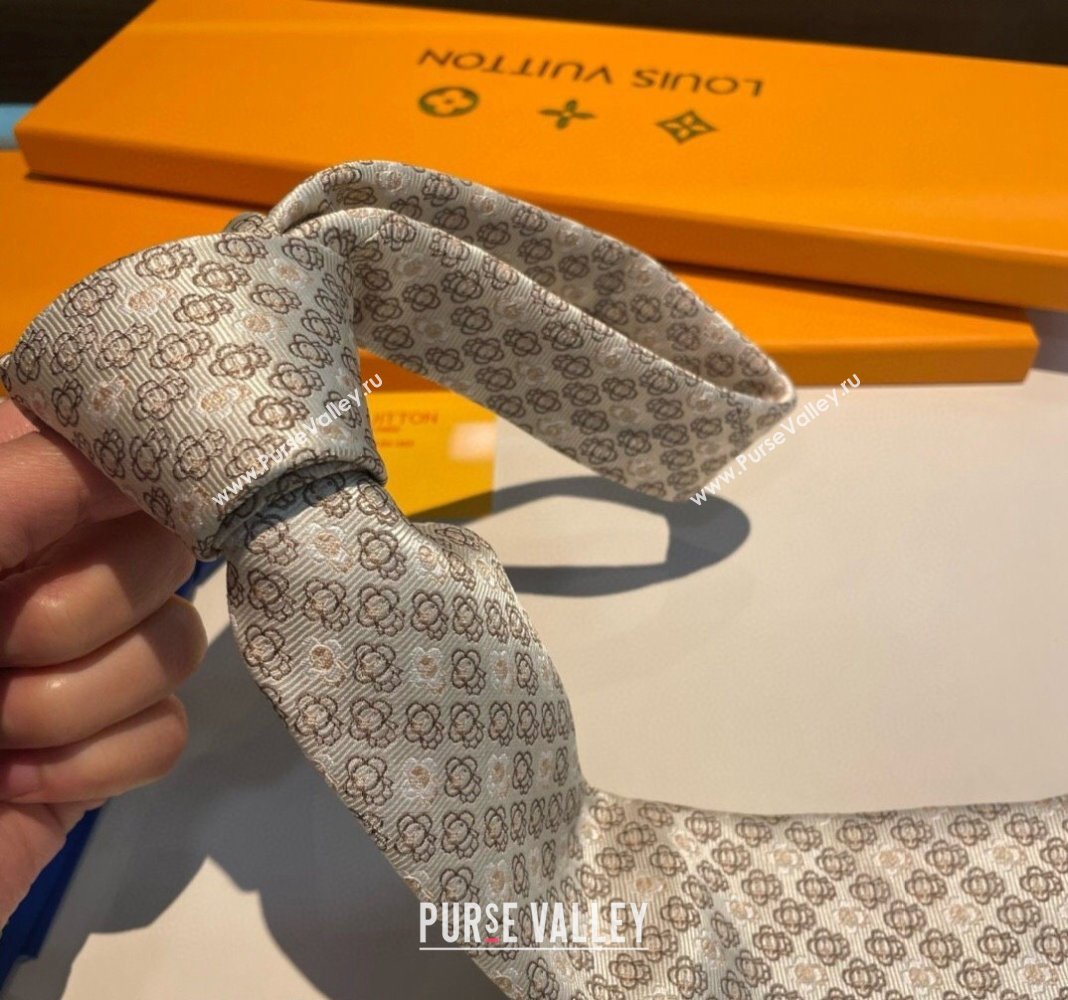 Louis Vuitton Vivienne Silk Tie Beige 2024 0408 (A-240408044)