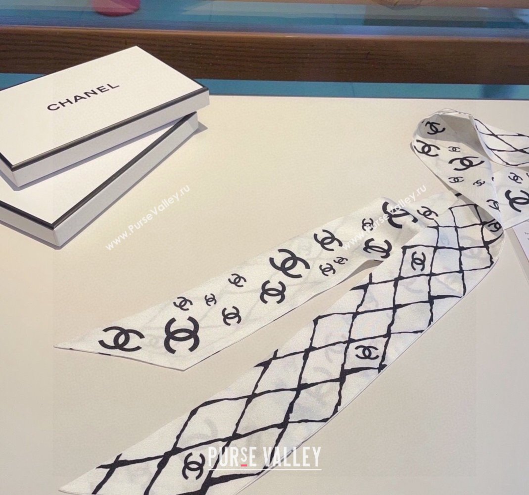 Chanel Quilted Silk Bandeau Scarf 6x120cm White 2024 (XMN-240514128)