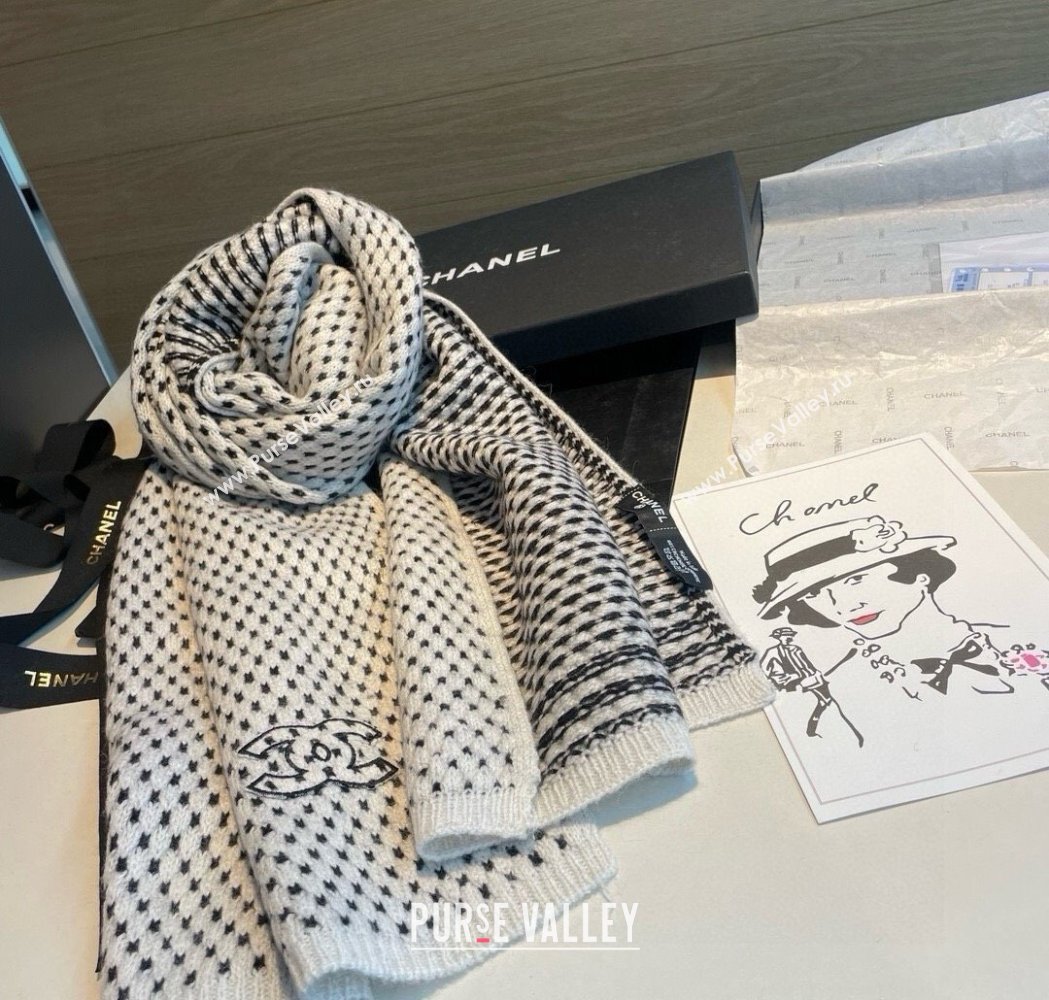 Chanel Cashmere Houndstooth Knit Long Scarf 35x180cm White 2025 0115 (XMN-250115033)