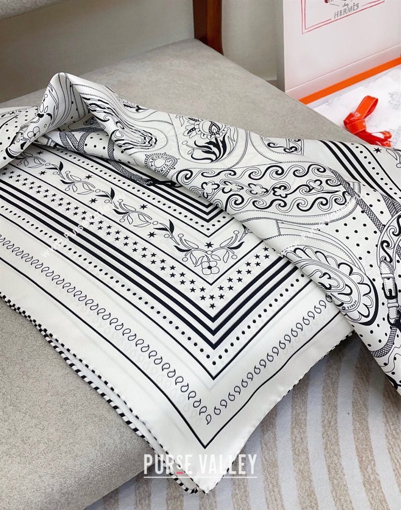 Hermes Festival des Amazones Bandana Silk Square Scarf 90x90cm White 2025 (SHI-250319088)