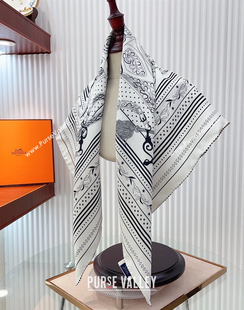 Hermes Festival des Amazones Bandana Silk Square Scarf 90x90cm White 2025 (SHI-250319088)