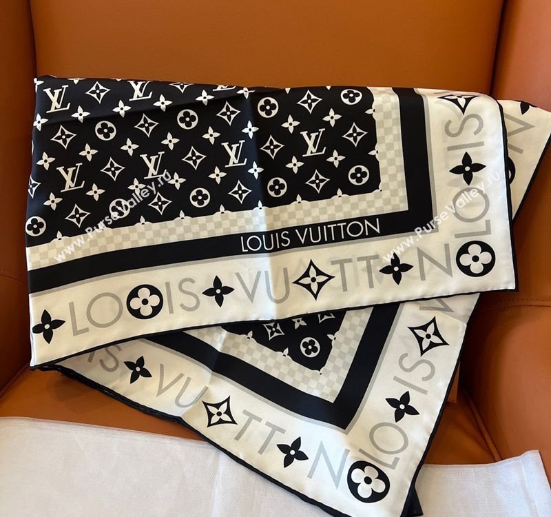 Louis Vuitton Monogram Infinity Silk Square Scarf 90x90cm Black 2025 (SHI-250319125)