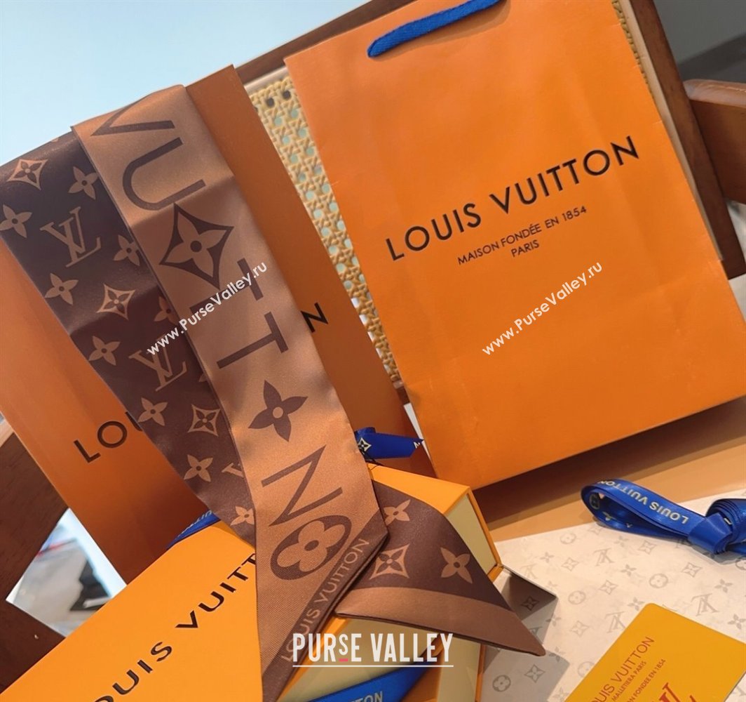 Louis Vuitton Monogram Infinity BB ilk Bandeau Scarf 8x120cm Brown 2025 (SHI-250319059)