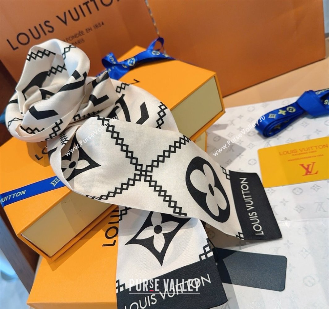 Louis Vuitton Quilted Monogram Silk Bandeau Scarf 6x120cm White 2025 (SHI-250319062)