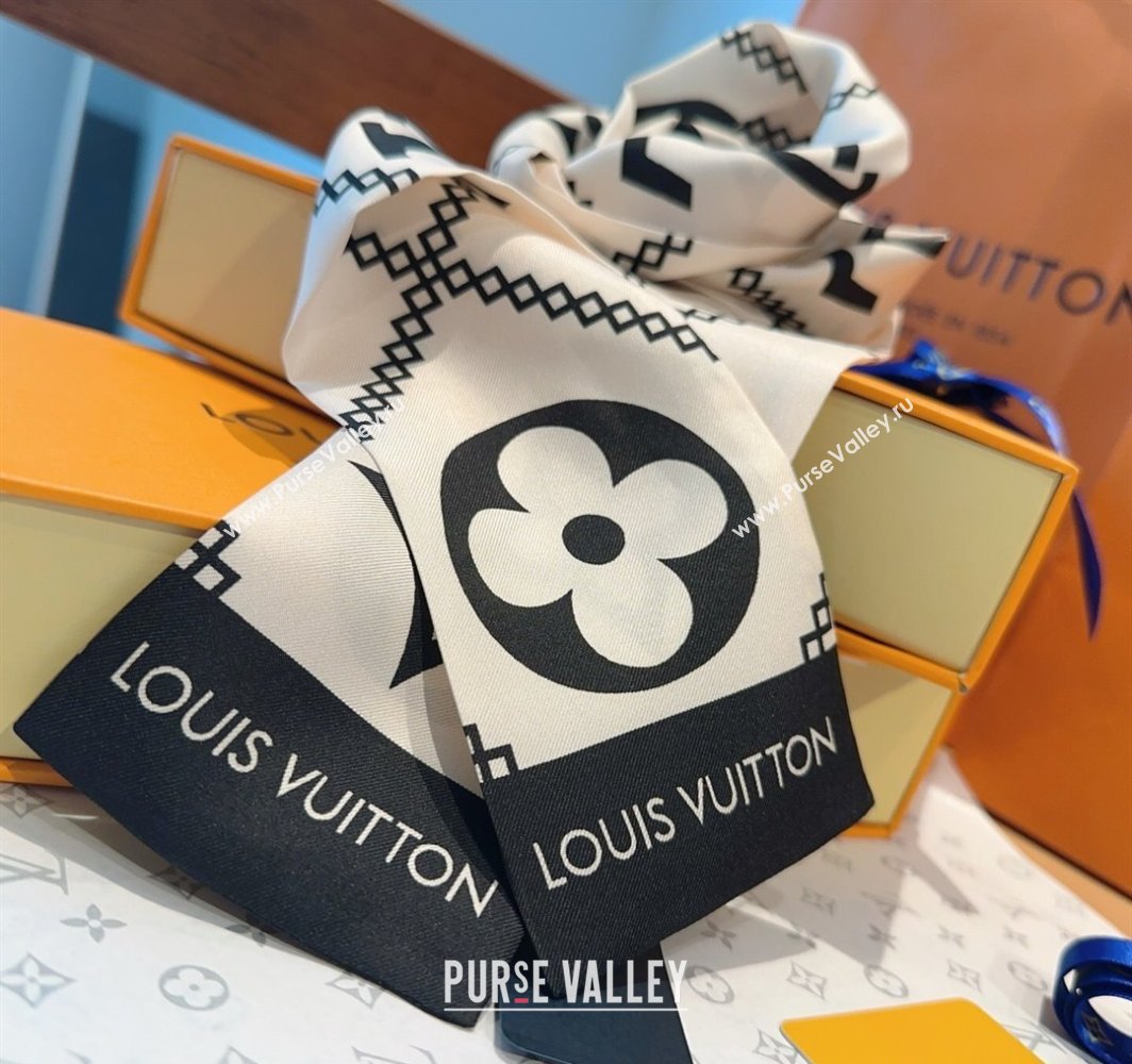 Louis Vuitton Quilted Monogram Silk Bandeau Scarf 6x120cm White 2025 (SHI-250319062)
