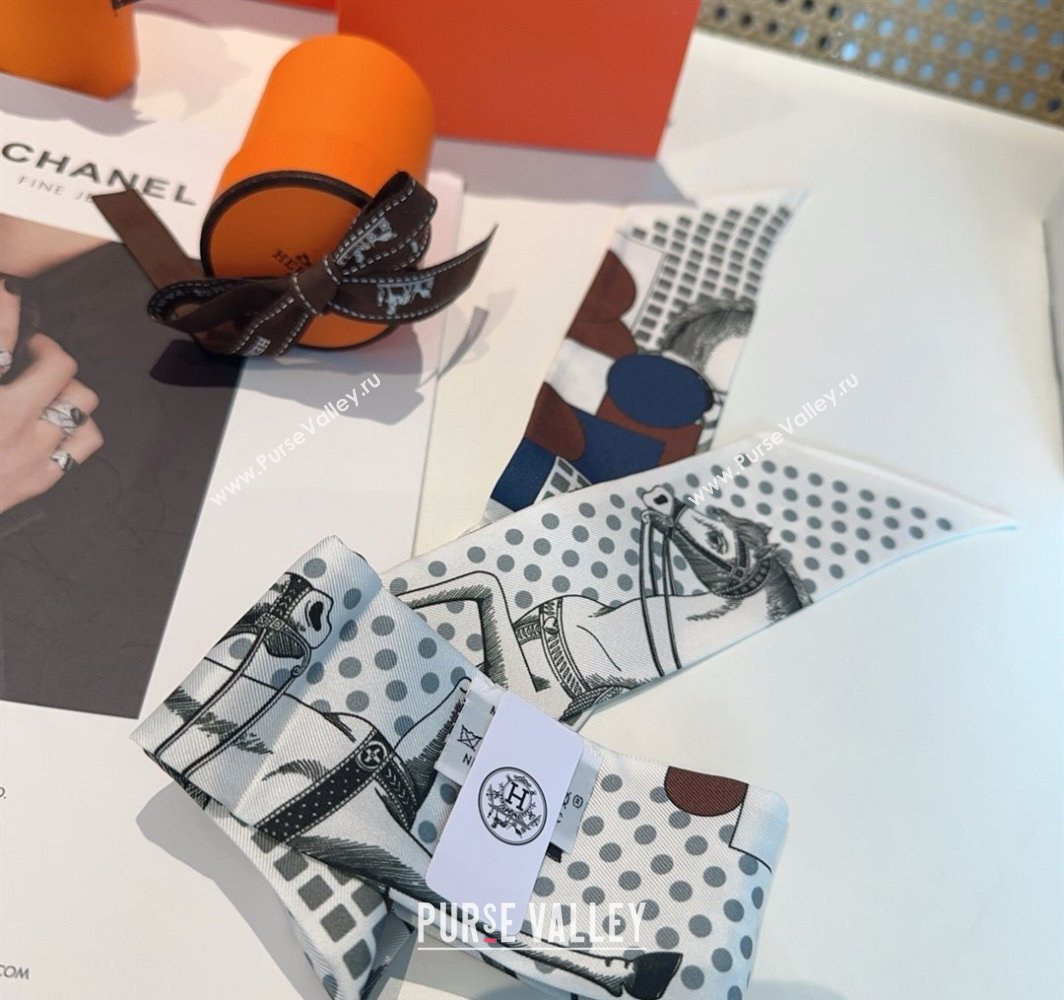 Hermes Cavalier en Formes Silk Twilly Bandeau Scarf 5x86cm White2 2025 (XMN-250318115)