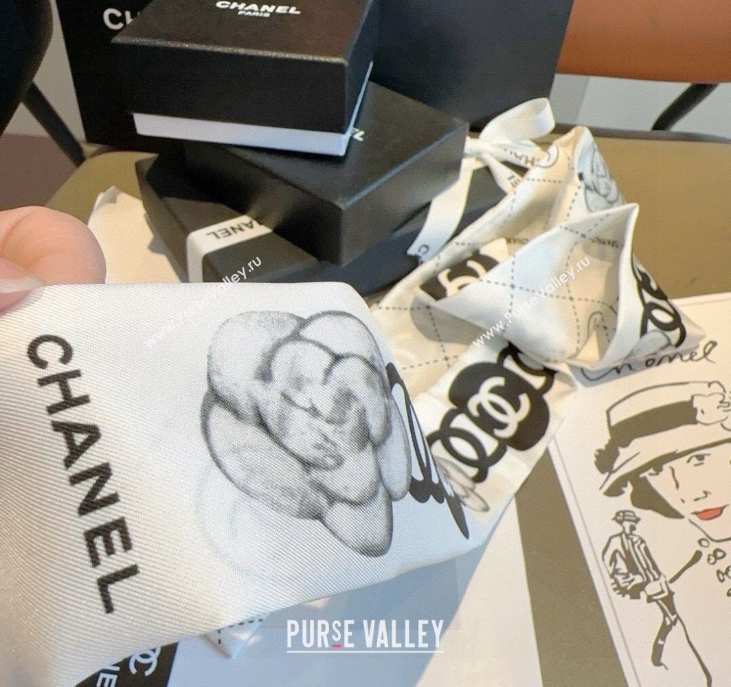 Chanel Quilted Camellia Silk Bandeau Scarf 6x120cm White 2025 (XMN-250319031)