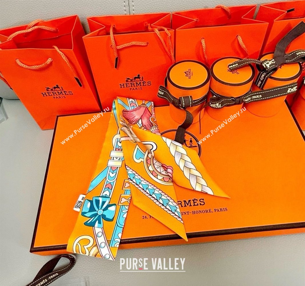 Hermes Harnais de Coeur Twilly Silk Bandeau Scarf 5x86cm Orange 2025 (SHI-250514010)
