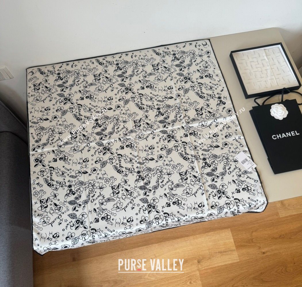 Chanel Flora Silk Square Scarf 90x90cm White 2025 0724 (XMN-250724034)