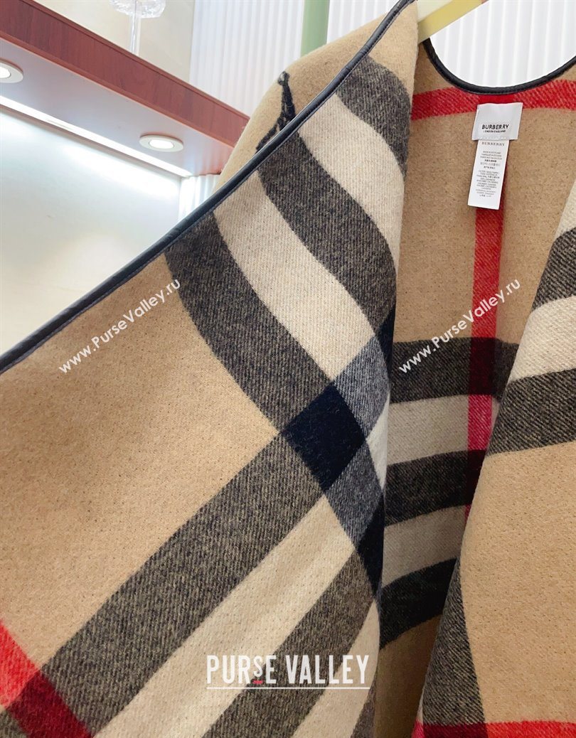 Burberry Knight Cape Camel 2025 BR091027 (SHI-250910077)