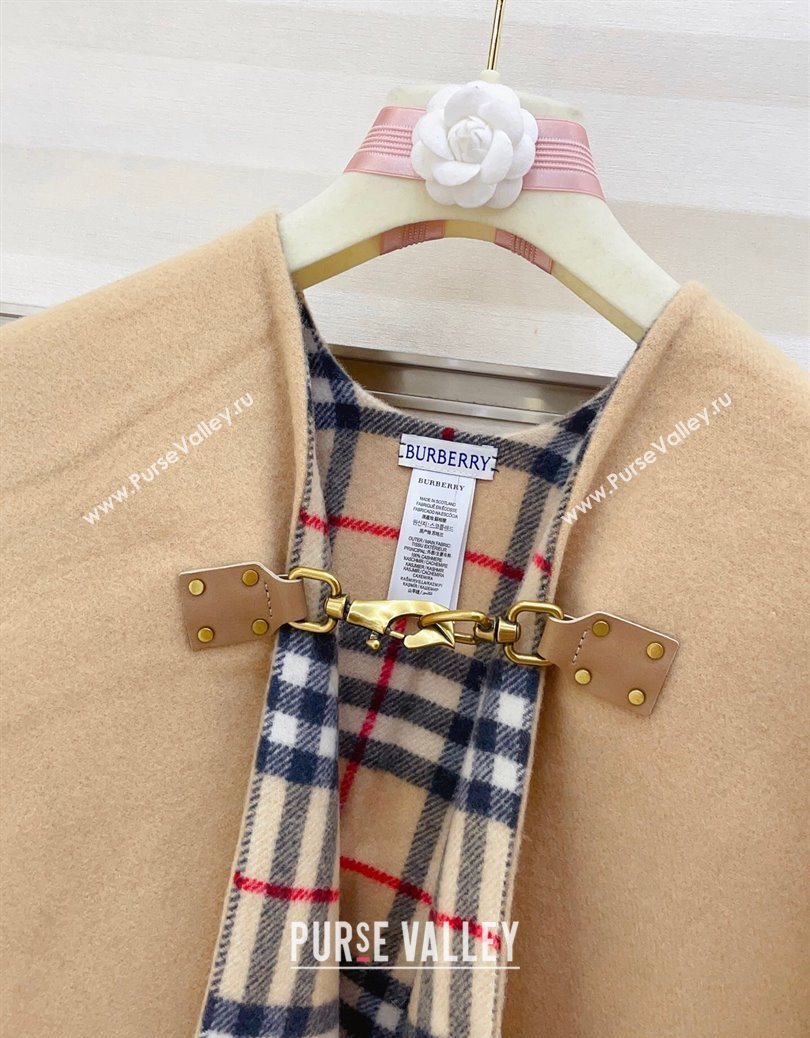Burberry Wool Lambskin Cape with Fringes Beige 2025 BR091029 (SHI-250910086)